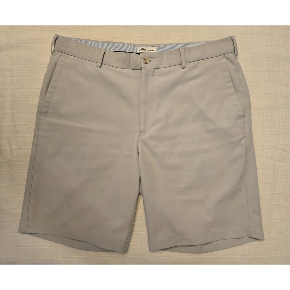 Peter Millar Mens Gray Golf Performance Shorts Chino Size 35 Flat Front 9 Inseam
